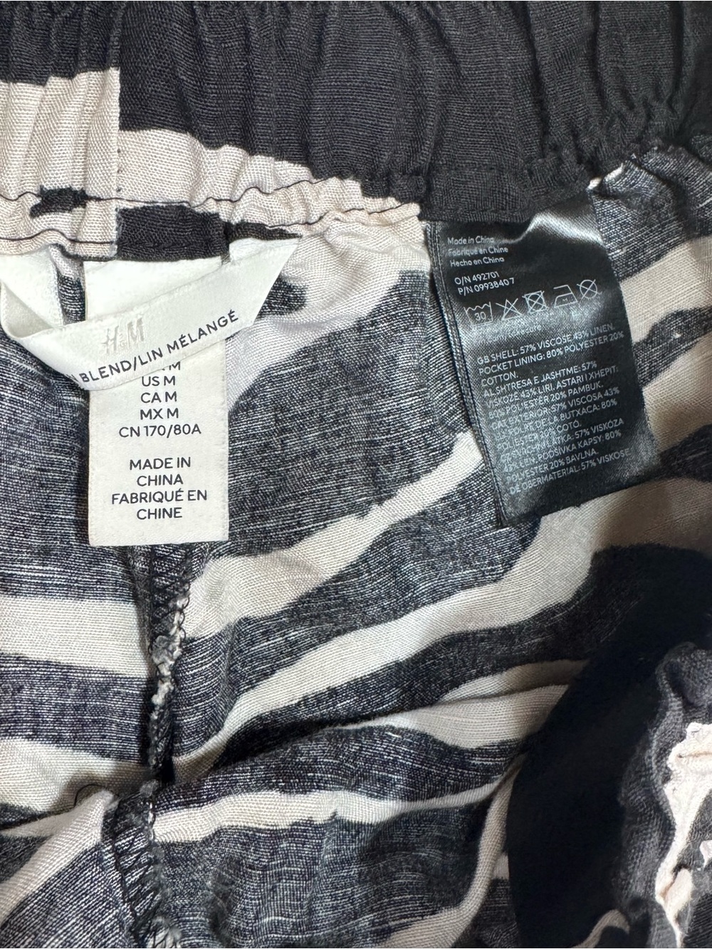 2/$20 H&M Med Black Cream Zebra Animal Print Womens Shorts Linen Blend (B6) - Picture 2 of 2